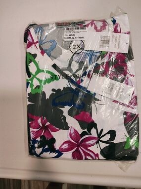 Women's Floral V-Neck Top by